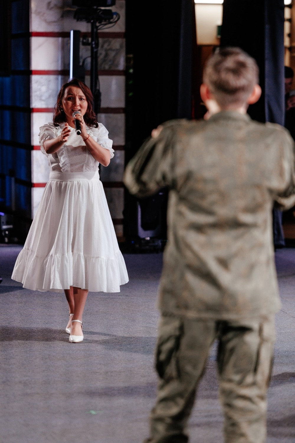 «Служу России творчеством»: жена бойца СВО из Башкирии пишет песни