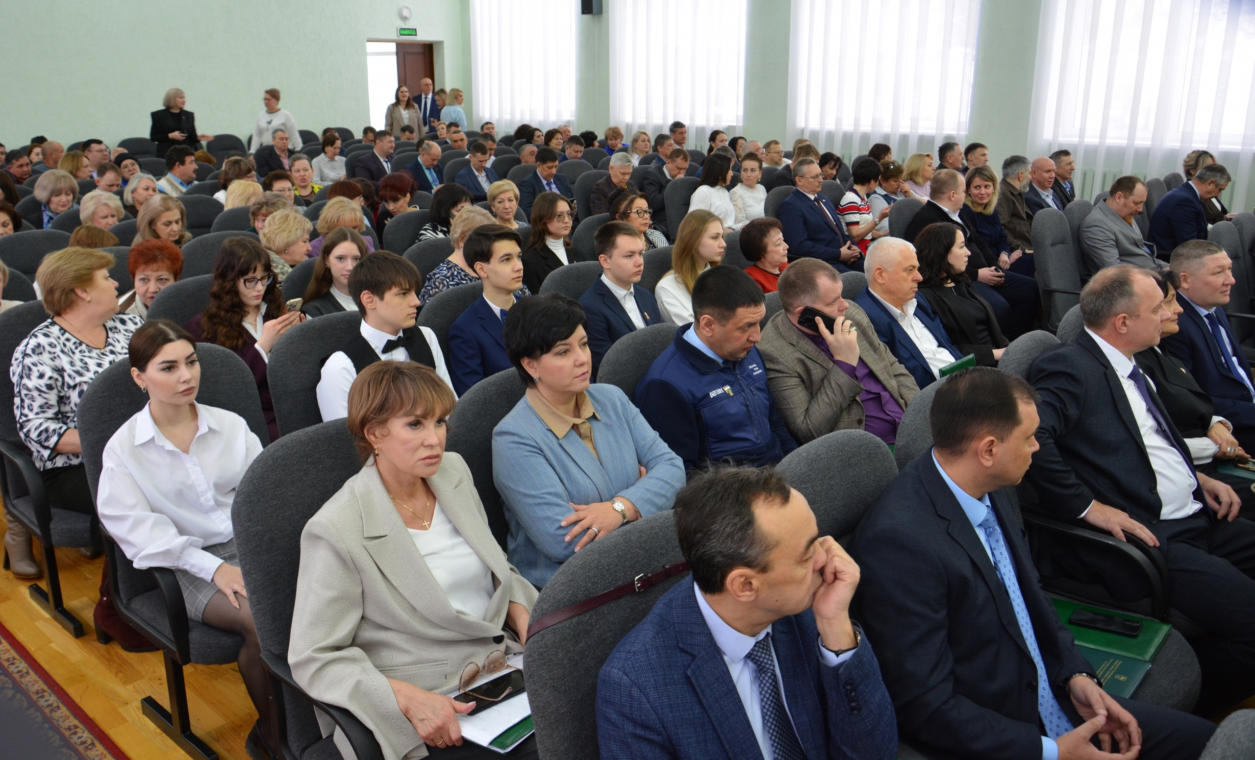 «Объединяя поколения»