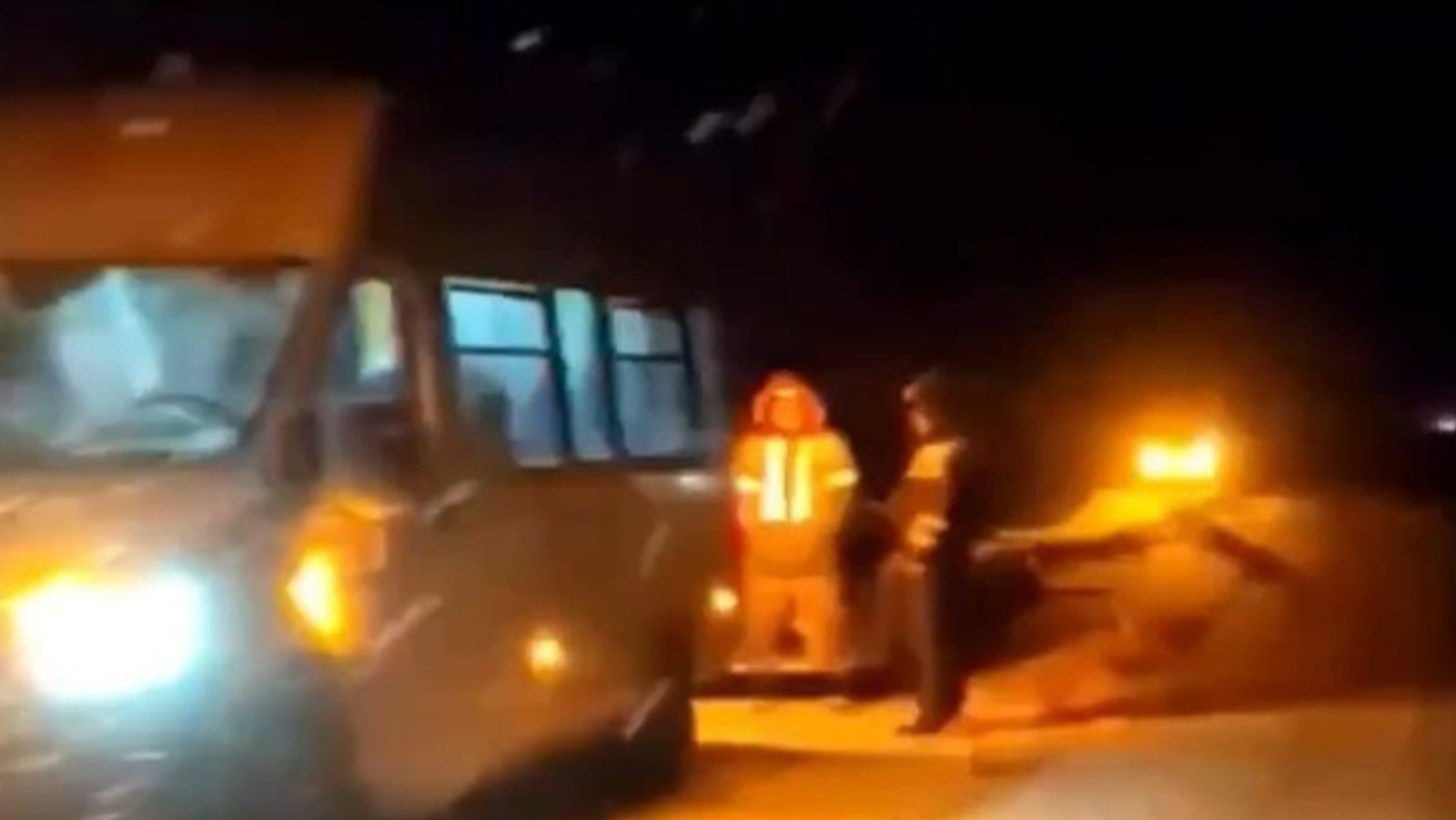 В Башкирии в мороз сломался школьный автобус с детьми