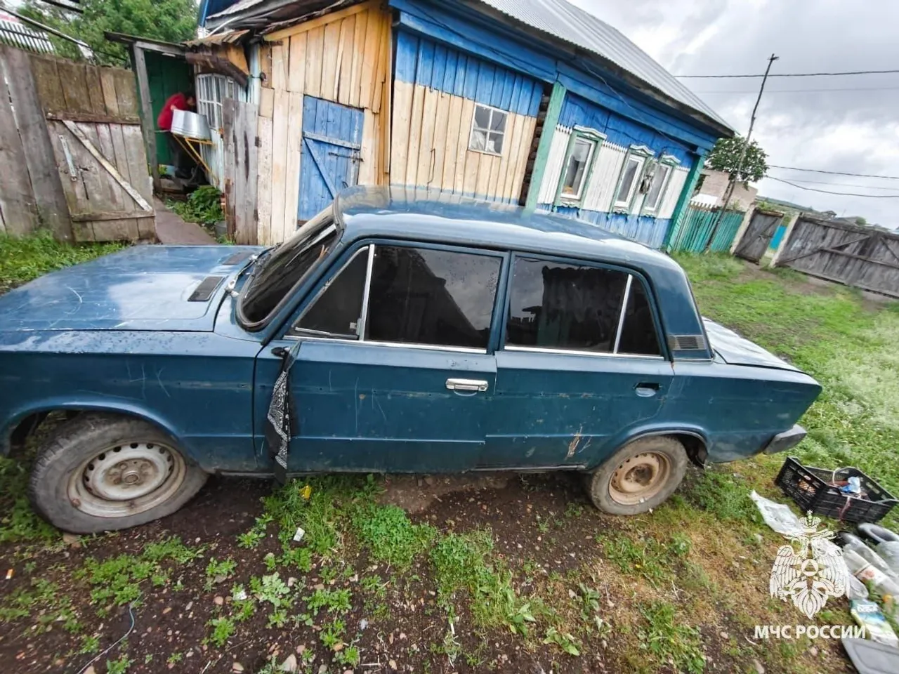 В Башкирии два подростка загорелись внутри автомобиля