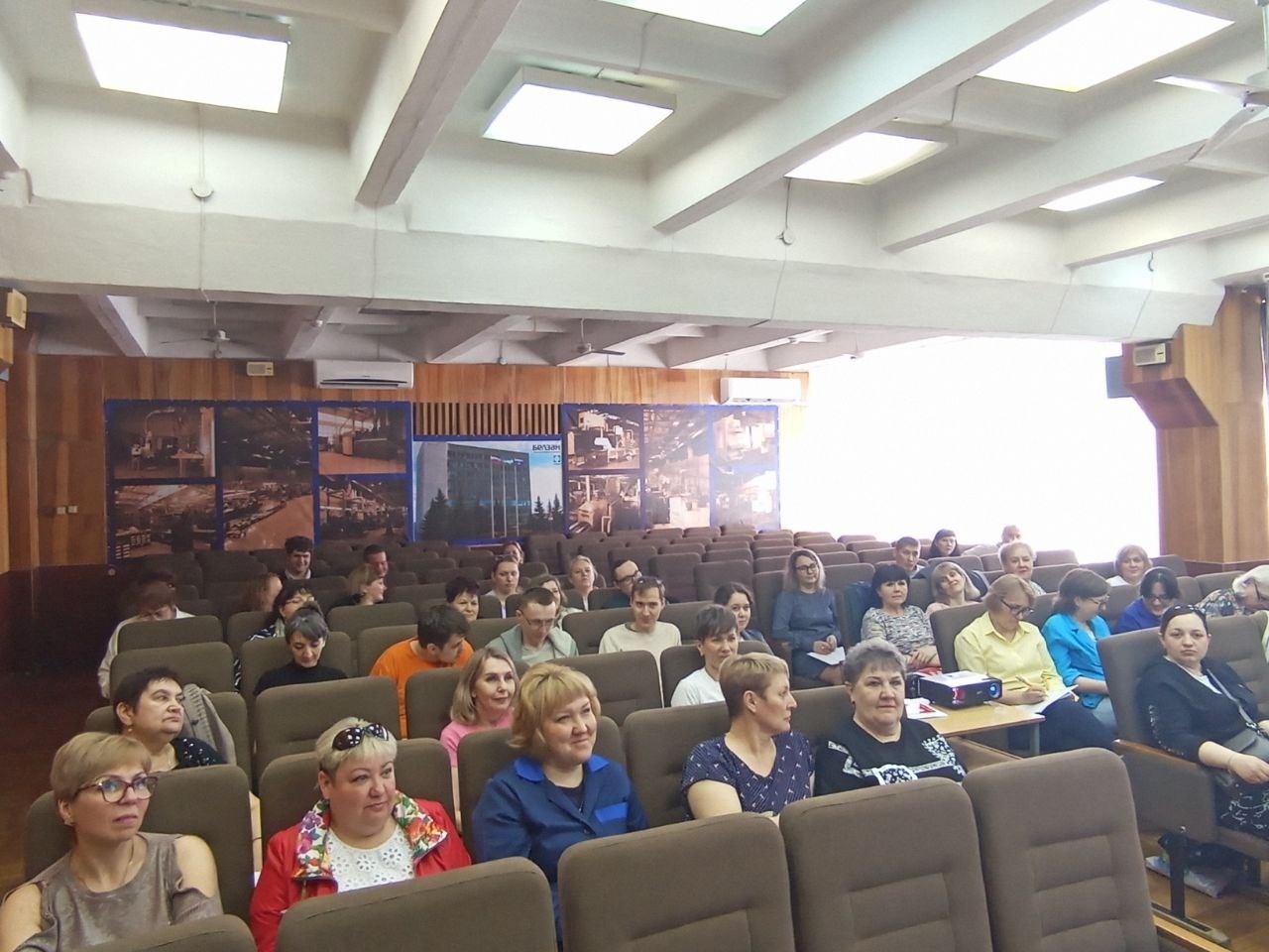 На базе АО «БелЗАН» в г. Белебее состоялся обучающий семинар для активистов первичных профсоюзных организаций работников промышленности