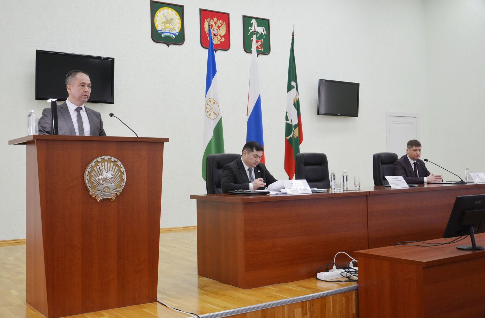 «Объединяя поколения»