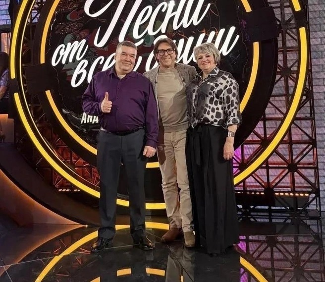 В шоу Андрея Малахова музыканты из Башкирии спели современный хит о любви