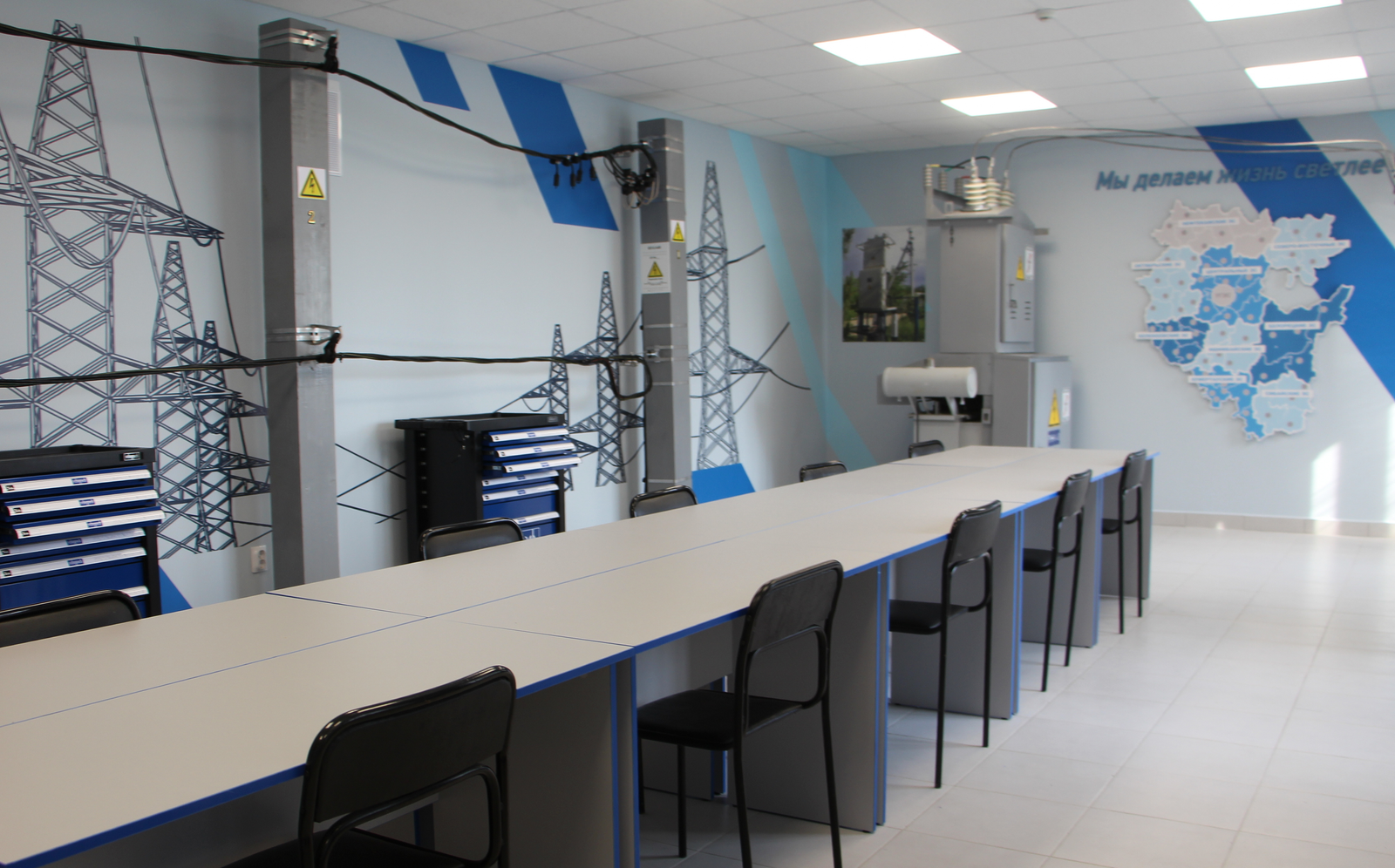 В Белебеевском колледже открылась современная лаборатория по электроснабжению