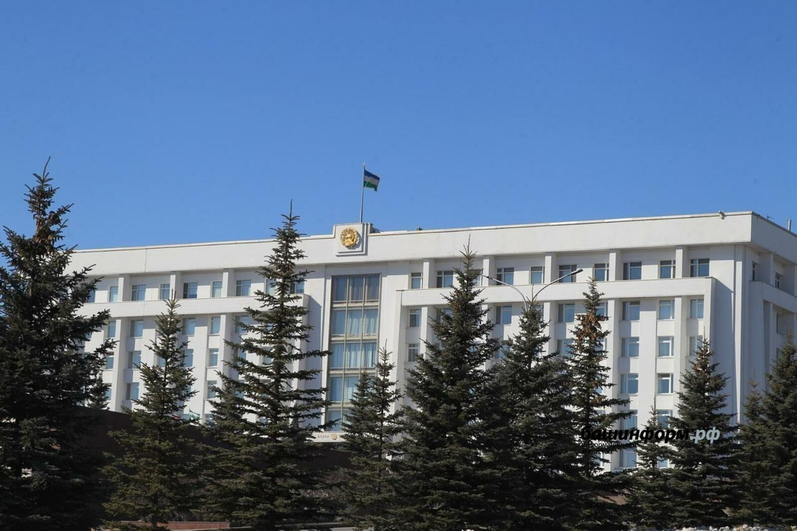 Глава Башкирии подписал в марте ряд важных законов