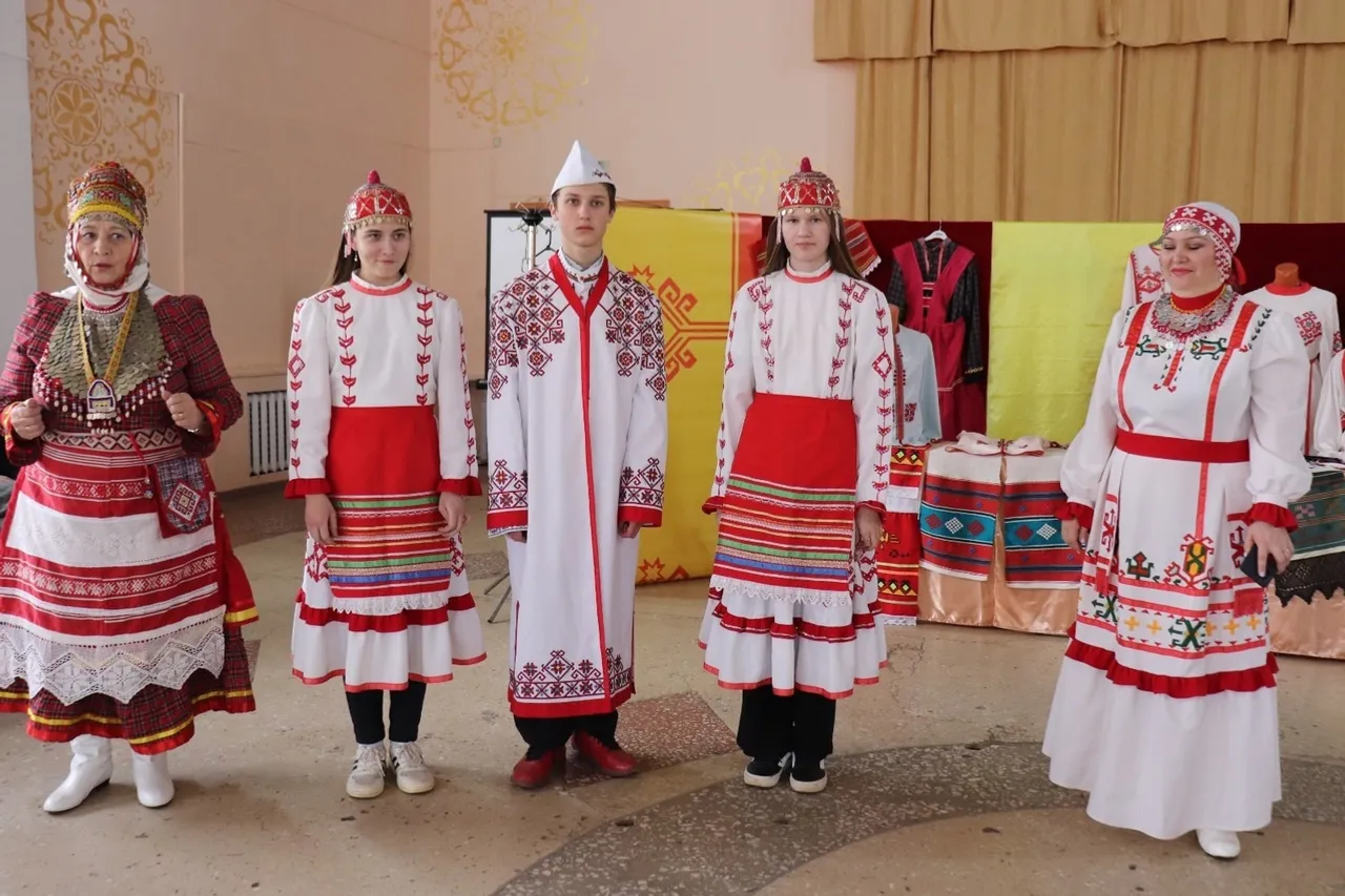 Народный костюм – памятник культуры