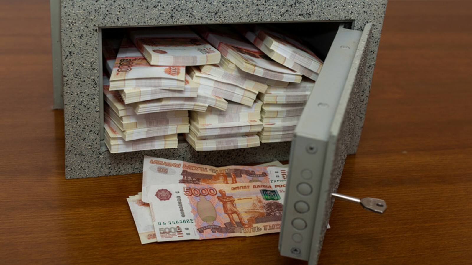 В Башкирии школьница передала аферистам сейфы с деньгами родителей