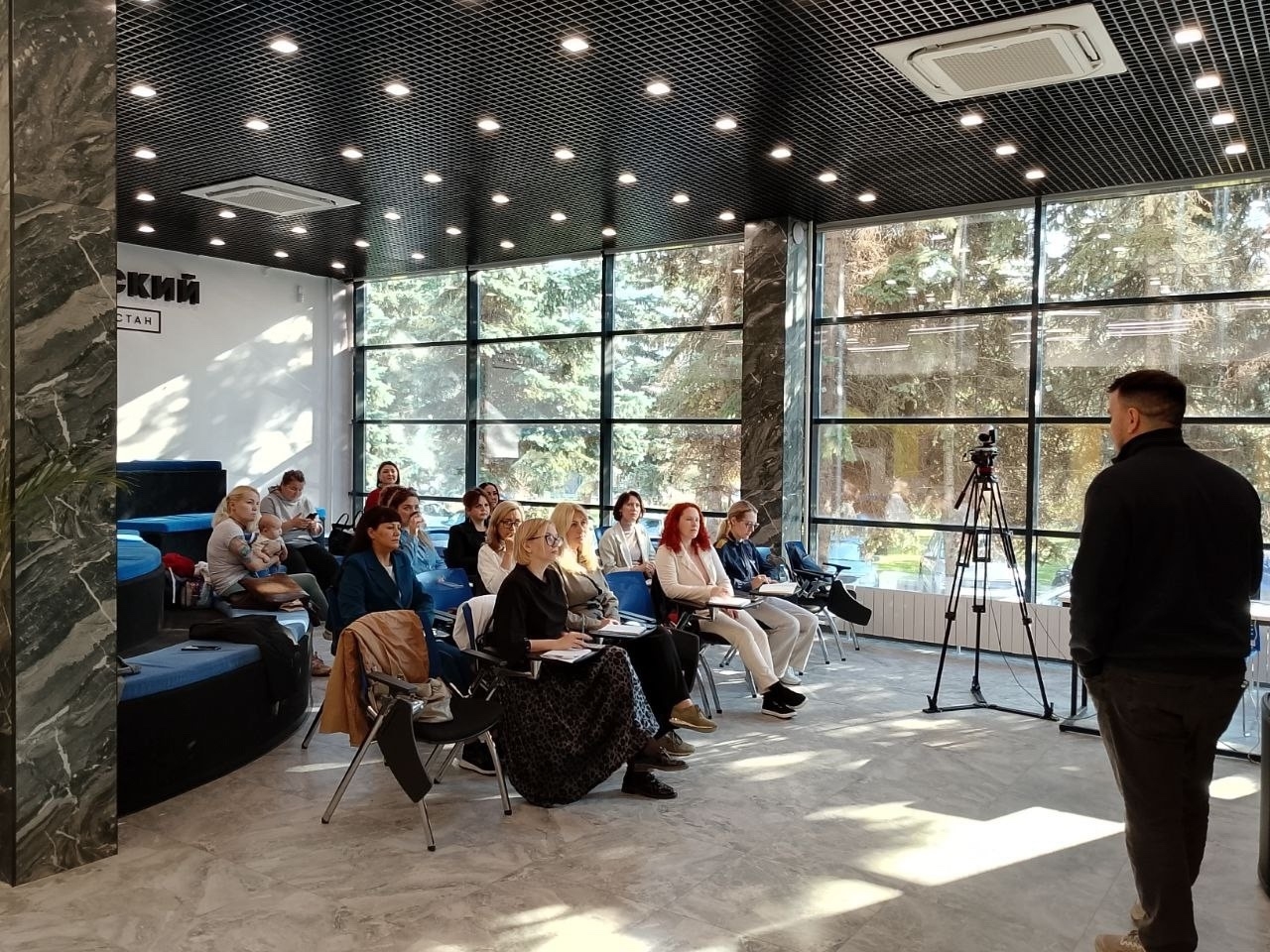 Наши предпринимательницы – на высоте!