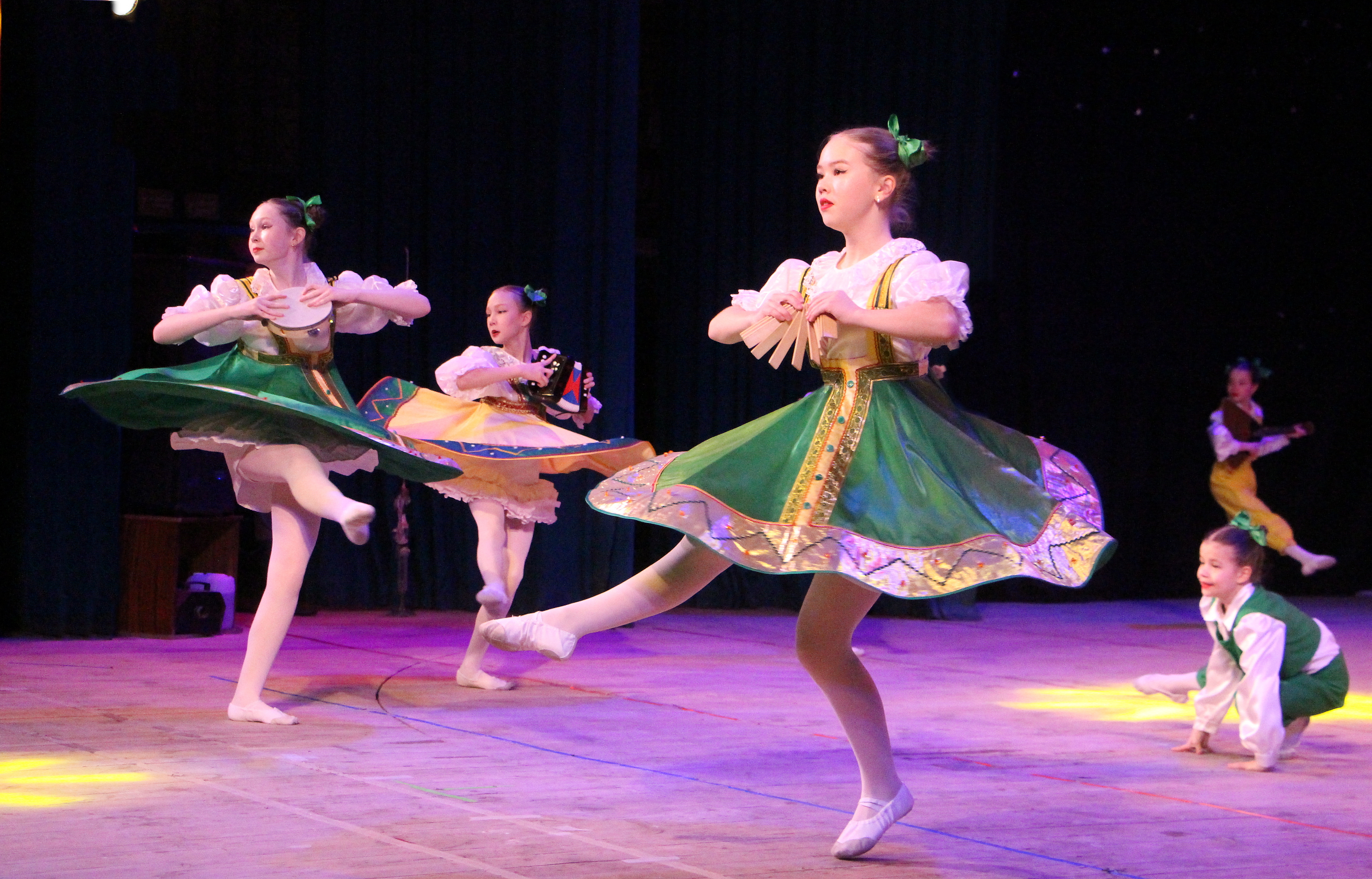 Крыловы озарили сцену концертом-вдохновением