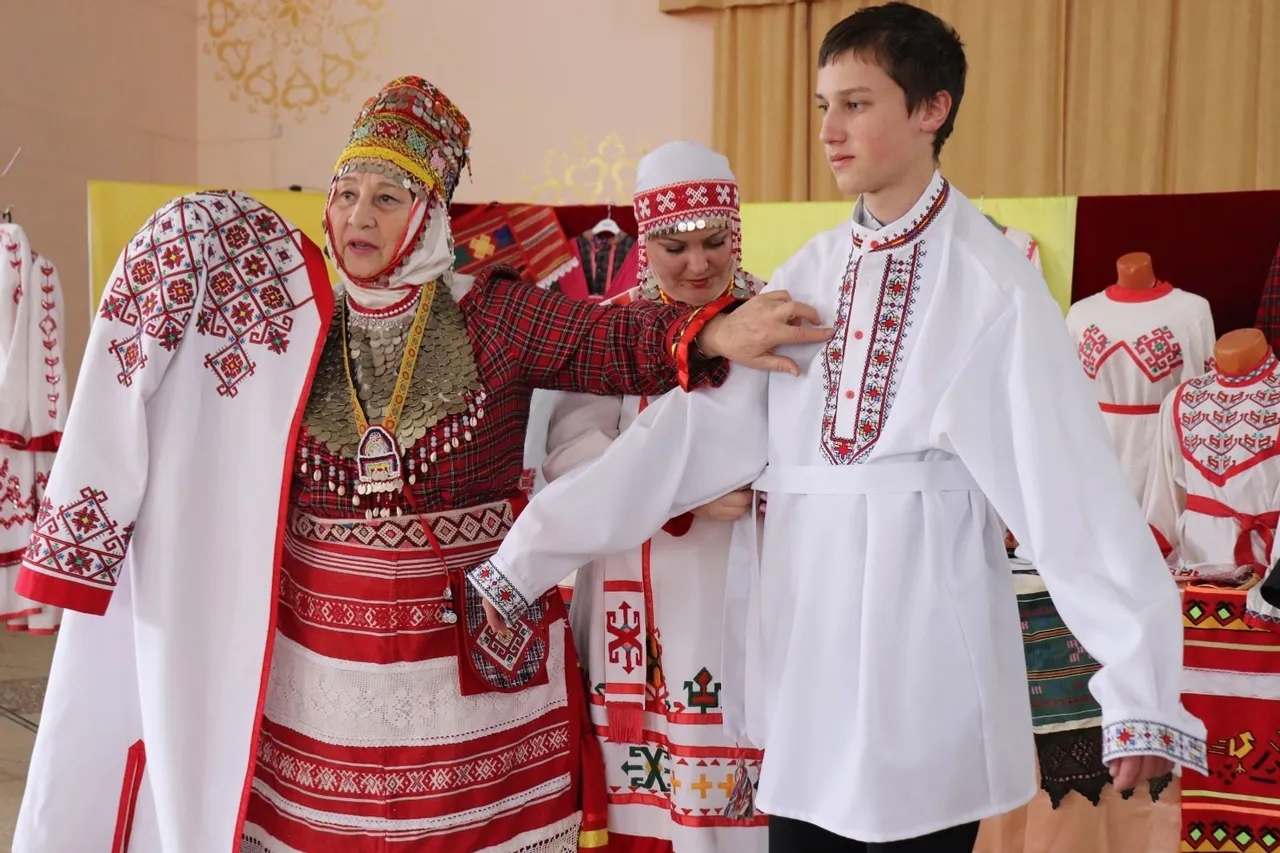 Народный костюм – памятник культуры