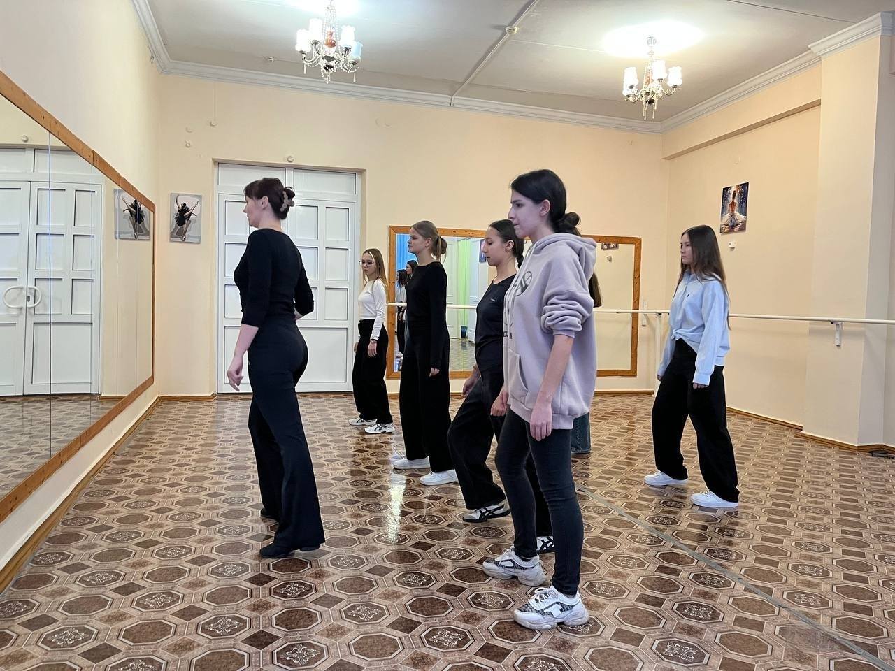 Мастер-класс по бальным танцам для школьников в Белебеевском районе