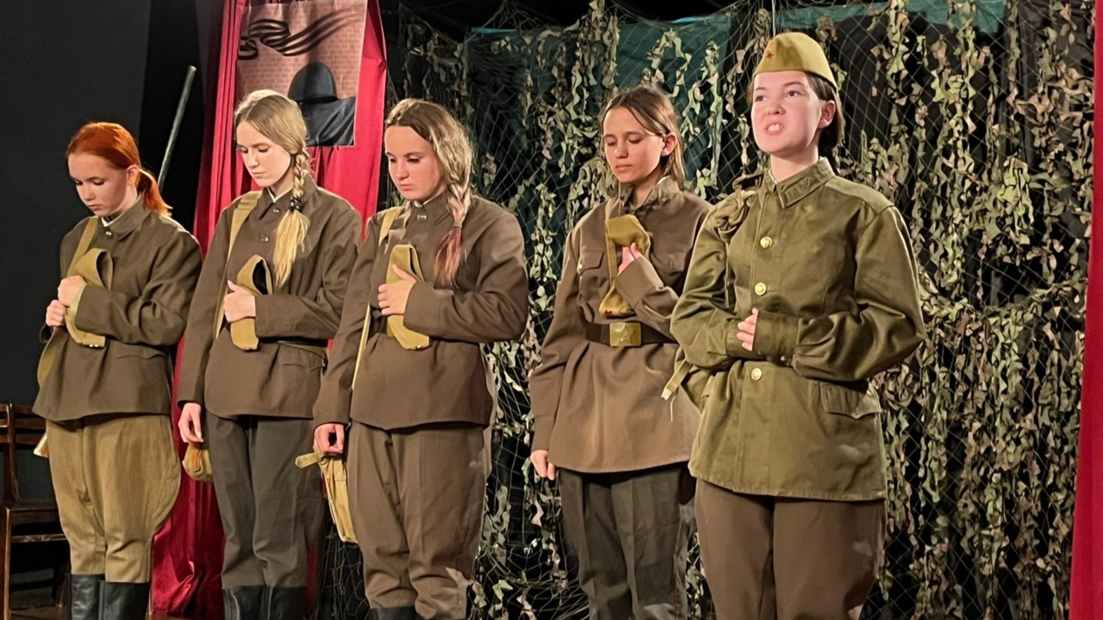 «И память, и подвиг, и жизнь на века!»