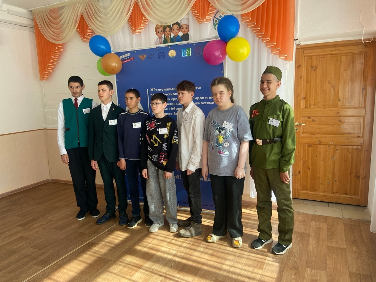 Соревновались юные гончары