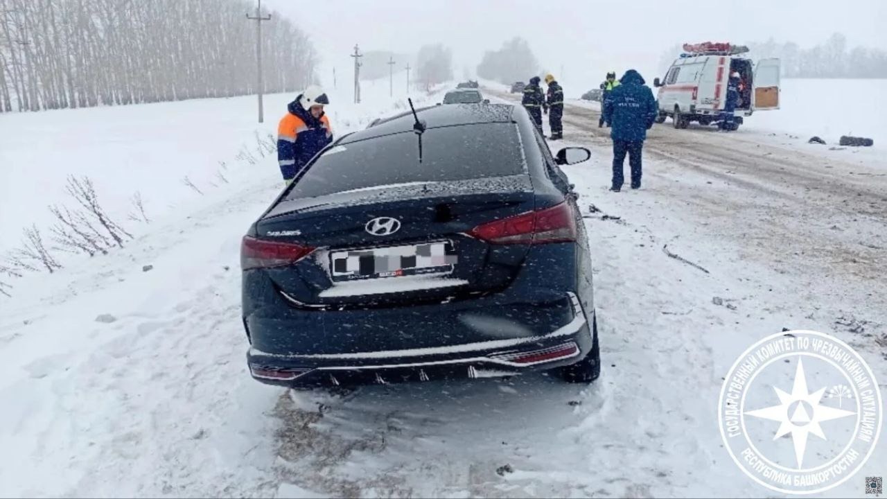 В Башкирии в ДТП с двумя иномарками погиб 38-летний мужчина
