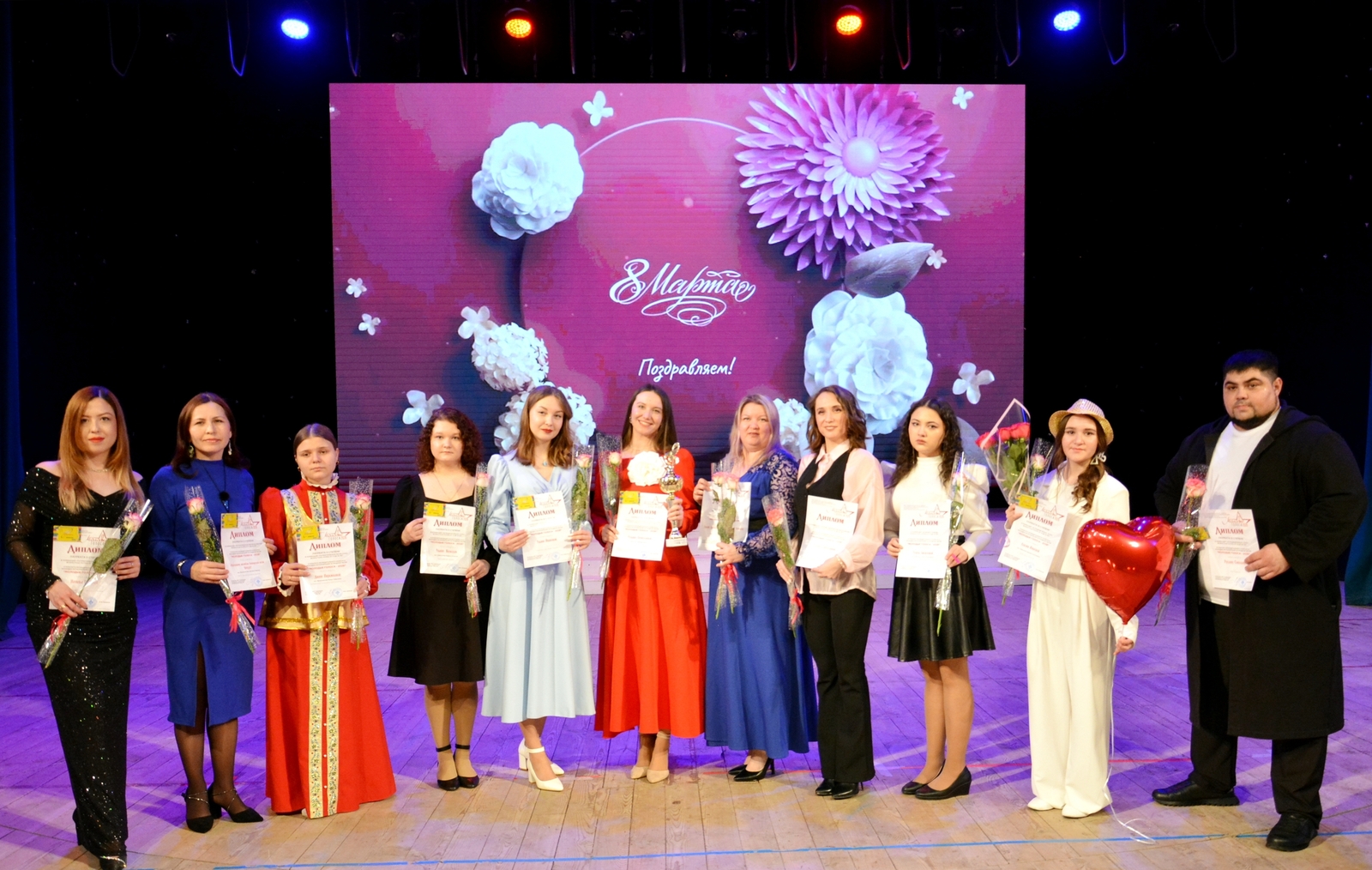 «Весенняя симфония любви» для белебеевских женщин!